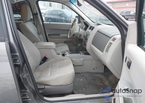 2012 Ford Escape Xlt z USA, uszkodzony, nr VIN 1FMCU9D7XCKA12092